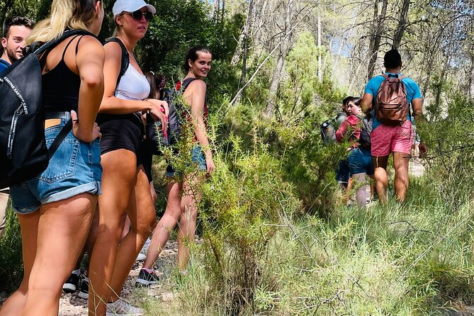 Valencia–Montanejos: Hiking/Raft/Kayak or Salto de la Novia - Salto de la Novia: waterfall time plus picnic energy