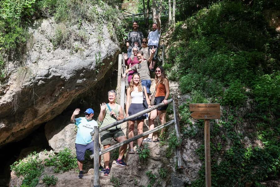 Valencia: Montanejos Thermal Spring & Girlfriend Waterfall - FAQ