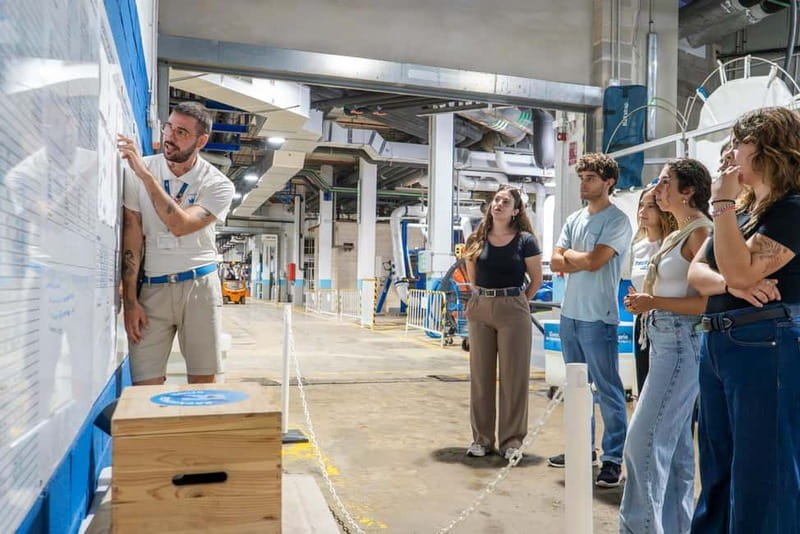 Valencia Oceanogràfic Entry with Backstage tour in Spanish - Key highlights at a glance