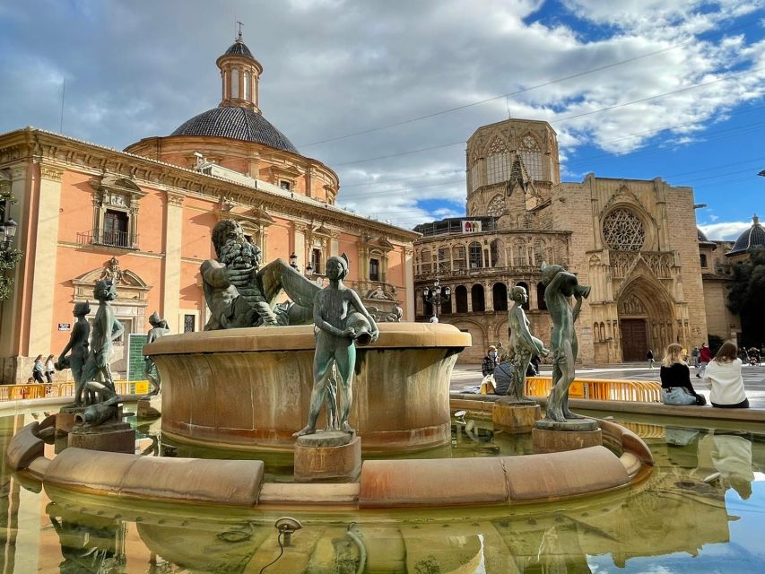 Valencia Old Town Segway Tour - Turia River bed gardens: a calm break inside the city