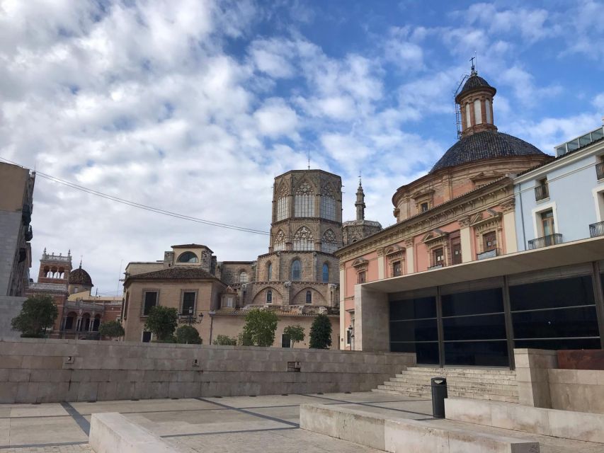 Valencia Old Town Segway Tour - Downtown Valencia: where you see the art and trade behind the grandeur