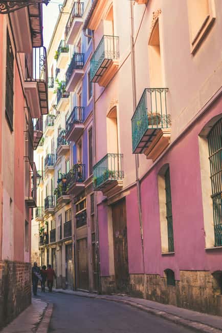 Valencia Old Town Walking Tour – English at 10:00 AM & 2:00 PM French at 12:00 PM - How This Valencia Walk Gets You Past the Usual Tourist Script