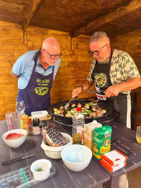 Valencia: Paella Cooking Class with Tapas and Drinks - Tapas, Wine, Beer, and the Pace of a Shared Meal