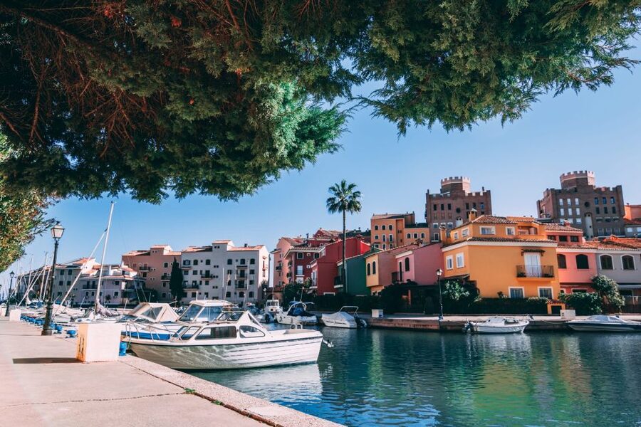 Valencia: Port Saplaya Boat Tour with Free Drink & Swimming - Swimming in the Mediterranean: plan your timing