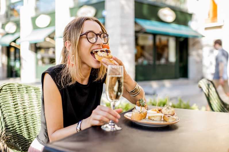 Valencia: Private Brunch Tour with Basic Spanish Learning - Coffee at Plaça d’Alfons el Magnànim: A Smart Start for Talking