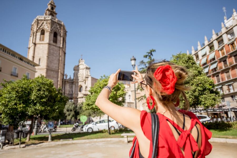 Valencia: Private Brunch Tour with Basic Spanish Learning - Finishing at Mercat Central: Use It as Your Next Step