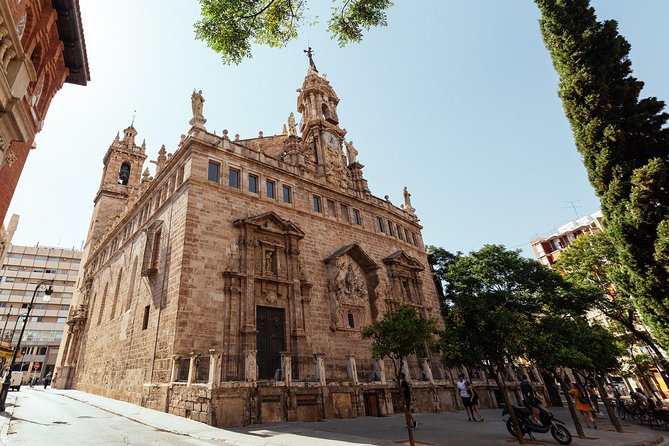 Valencia Private City Kickstart Tour - Meeting Point and How the 90 Minutes Usually Unfold