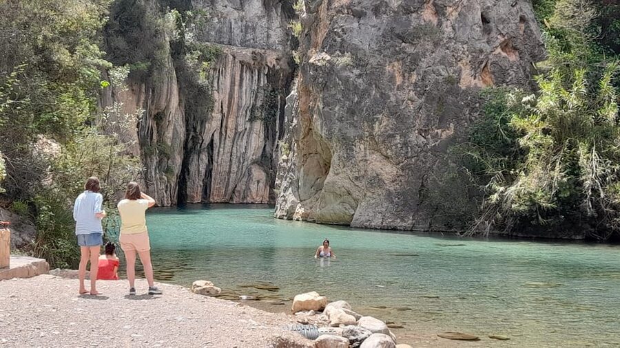 Valencia: Private Hiking in Montanejos with Thermal Springs - Why a Private Guide Makes This Route Feel Easier