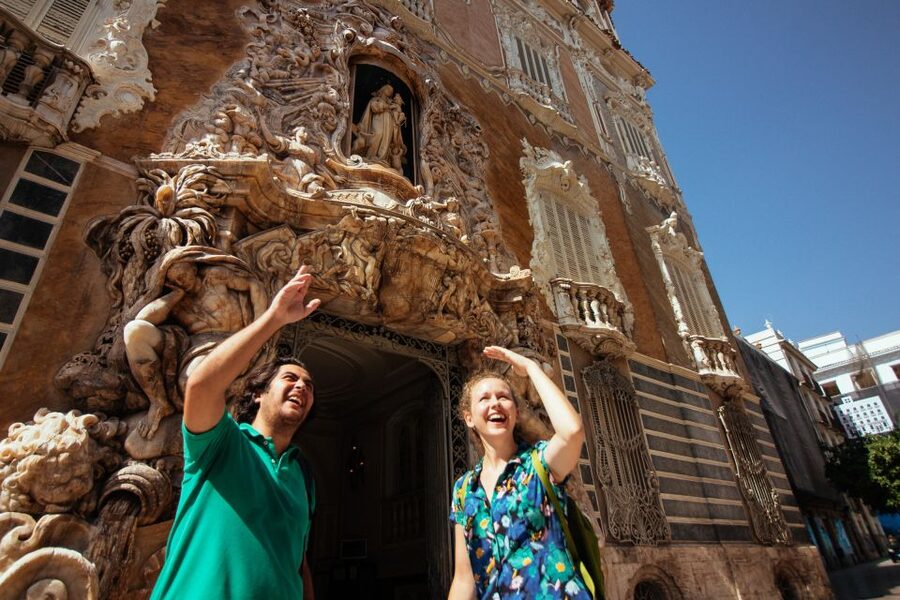 Valencia: Private Tour w/ Locals – Highlights & Hidden Gems - Valencia Cathedral Inside: Basilica of the Virgen and the Chapel of the Chalice