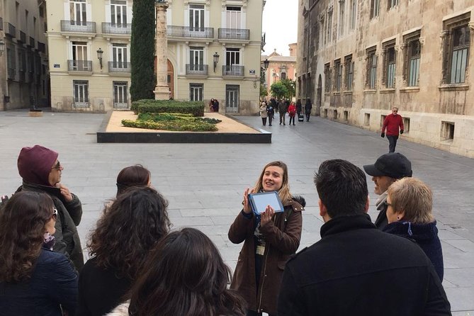 Valencia Private Walking Tour with Official Valencian Guide - What you’re really buying with an official private guide