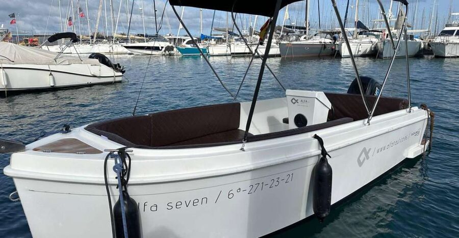 Valencia: Rent Boat Without License - Cost and Value: The Base Price Plus the Fuel Reality