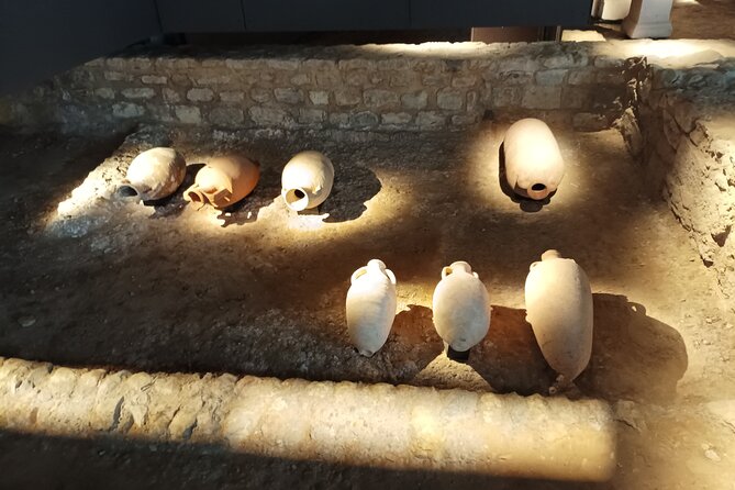 Valencia Romana and Visigoth. Almoina and Crypt Museum included. - Walking the Roman City’s Spine: From Serranos to the Cathedral Area