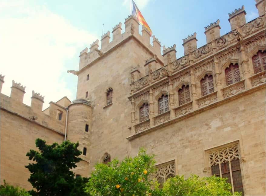 Valencia's Historic Center: Self-Guided Tour + Silk Exchange Ticket - Walking the Historic Quarter at your pace: what each stop gives you