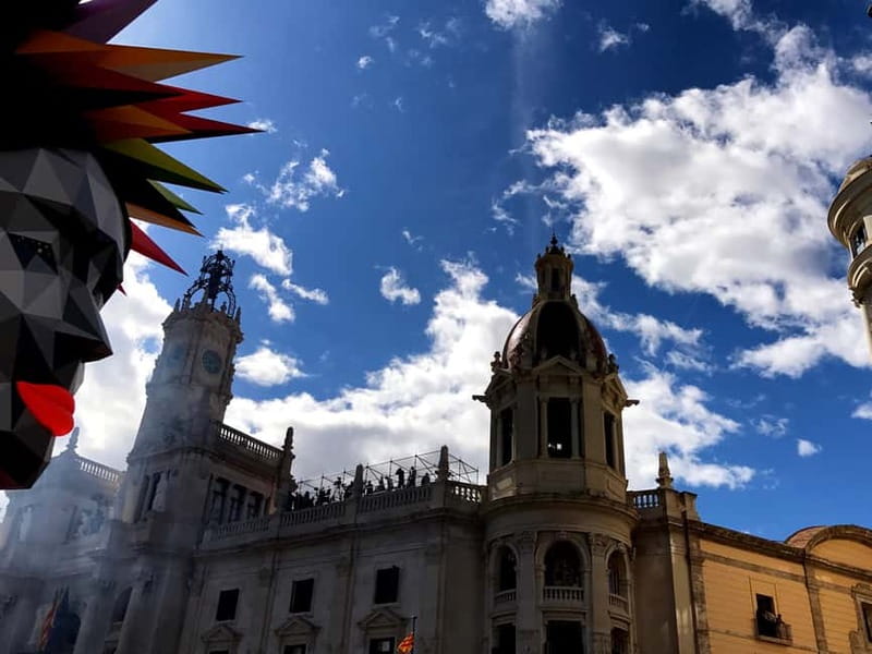 Valencia: The Highlights Tour in Vintage Sidecar - Mediterranean shift: Ciudad de las Artes, port views, and the beaches