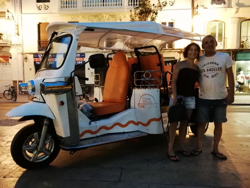 Valencia: Tuk Tuk City Tour - City of Arts and Sciences: seeing it from the right distance