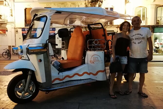 Valencia: Tuk Tuk Historical Tour - Carmen neighborhood streets and IVAM: art, temples, and everyday motion