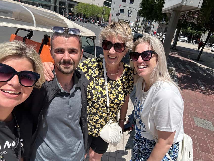 Valencia: Tuk Tuk Modern Tour - Stop 1: Ciudad de las Artes y las Ciencias and Mirador de lUmbracle