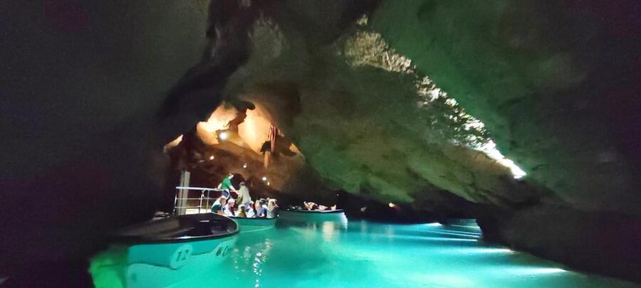 Valencia: Visit by boat to the Caves of Sant Josep - Small-group guiding with Olga: where the experience clicks