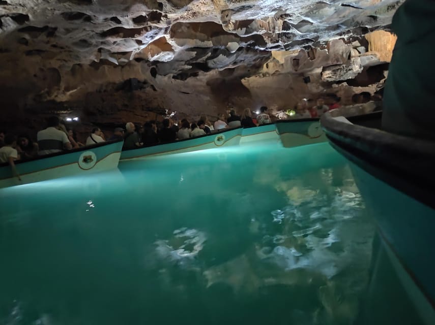 Valencia: Visit by boat to the Caves of Sant Josep - Entering Coves de Sant Josep: quick access to something ancient