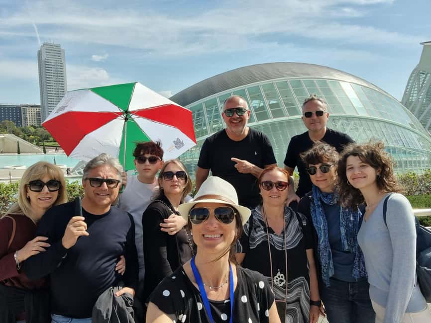 Valencia: Walking tour of the City of Arts and Sciences in Italian - Principe Felipe Science Museum: using the exterior to understand the concept