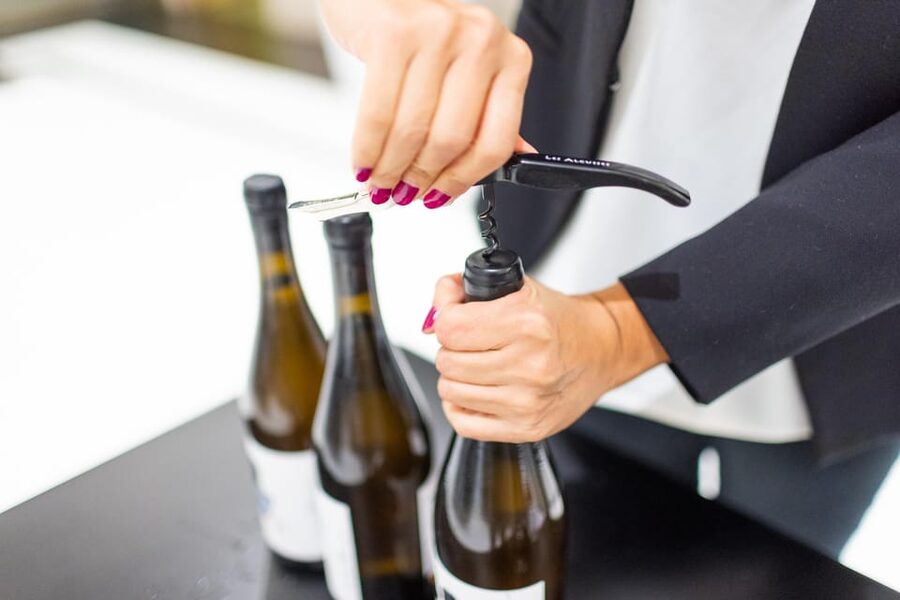 Valencia: Wine Tasting and Tapas Experience - Ruzafa atmosphere: eat well, learn more, stay in the right neighborhood