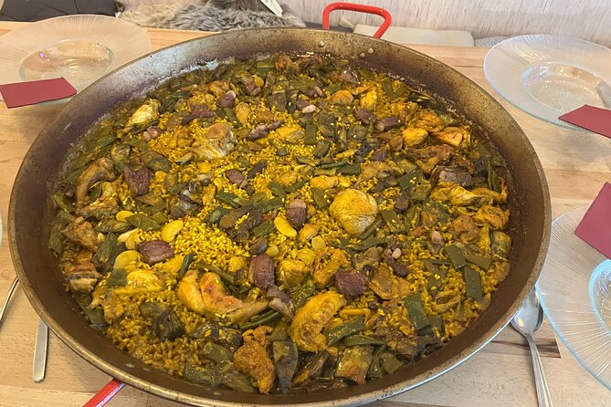 Valencian Paella class with welcome drinks and tapas - Who should book this Valencia paella class (and who should check first)