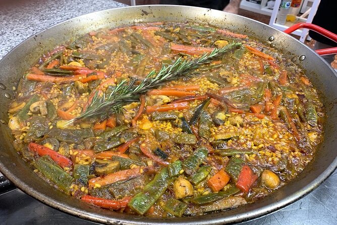 Vegetable Paella cooking class, tapas and Ruzafa market visit - Cooking Vegetable Paella Step by Step (and Actually Learning Technique)