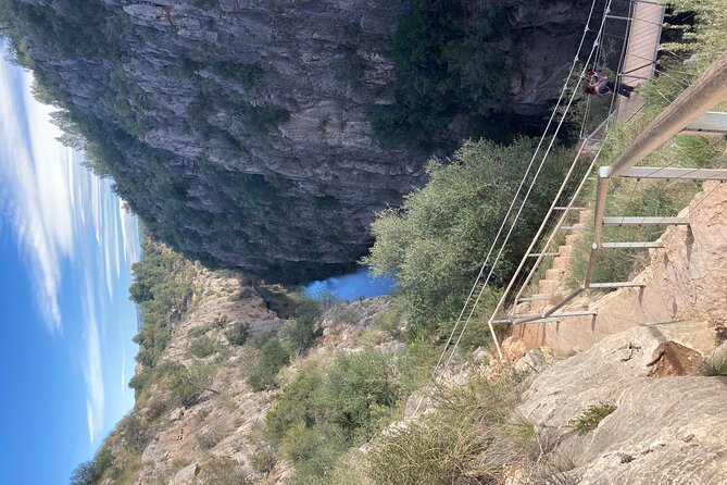 Walking Tour of the Hanging Bridges of Canyon de Turia and Chulilla Village - Stop 1: Losa del Obispo coffee break before the hike
