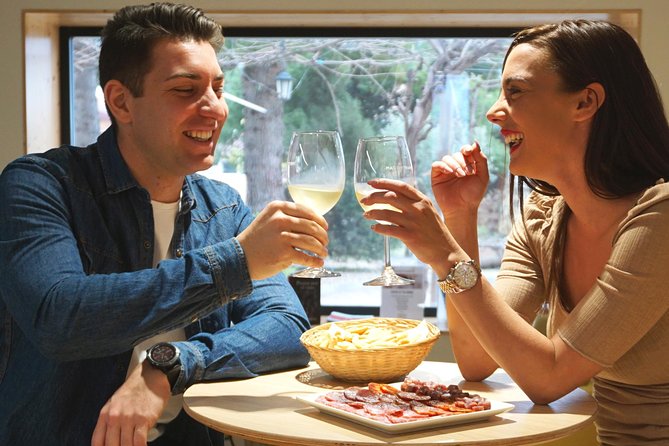 Wine tasting tour - Two tastings, six wines, and you pick what to try